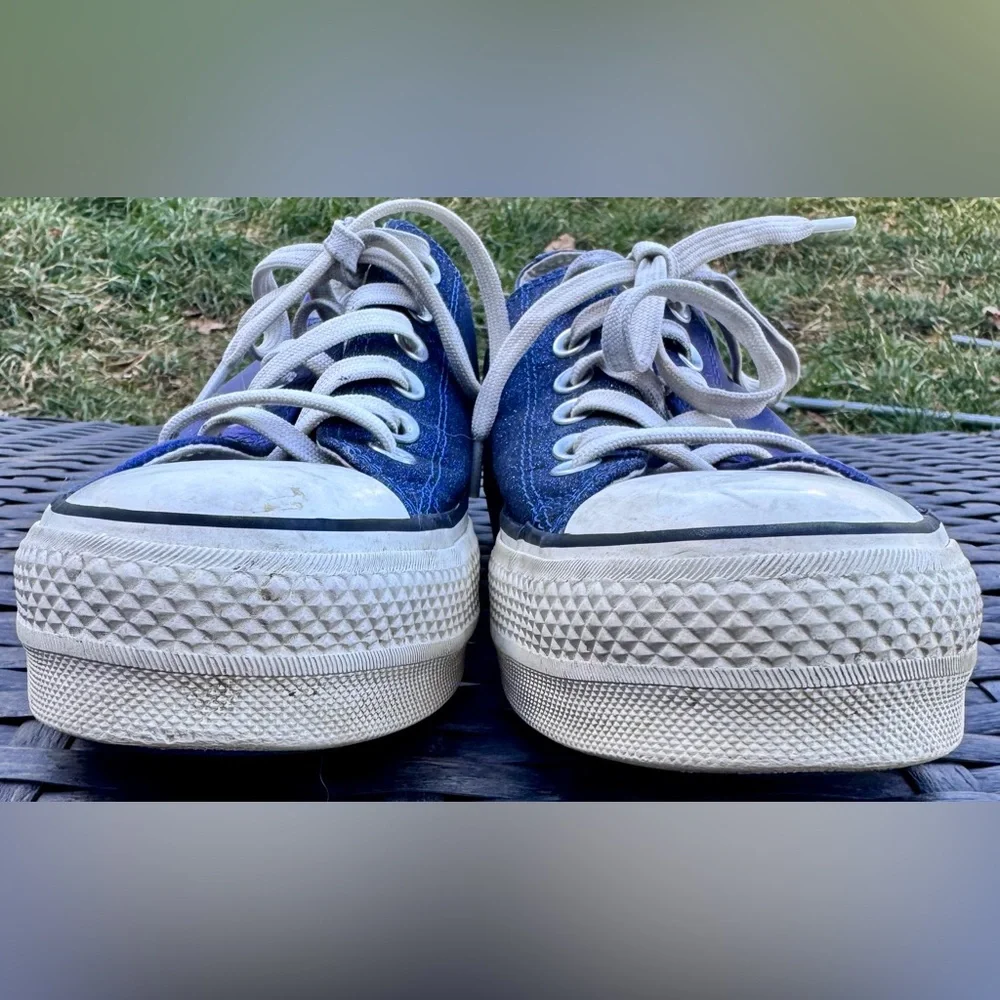 Converse Shoes - Picture 4 of 7